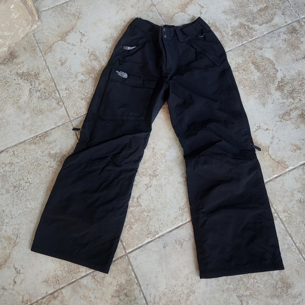The North Face Black Cargo Pants Sturdy Design